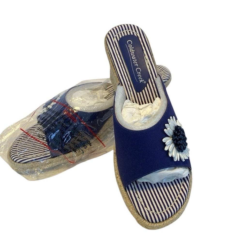 NEW Coldwater Creek Navy and White Floral Espadrille wedge sandals Slides 8.5 M